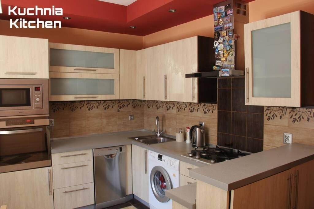 Mieszkanie 3- Pokojowe W Sercu Szklarskiej Poreby Apartamento Szklarska Poręba Exterior foto